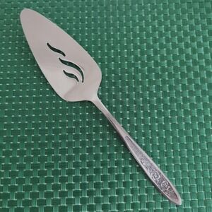 EKCO Eterna Country Garden Floral Roses Stainless Japan Pierced Pie Server MCM